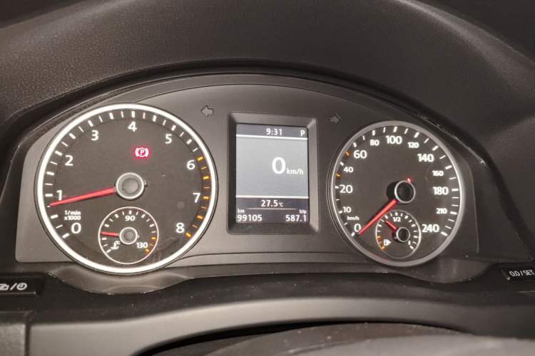 Used Volkswagen Tiguan 2013 1.8TSI Automatic Two-Wheel Drive Luxury Model Instrument Cluster