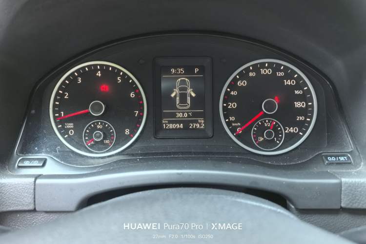 Used Volkswagen Tiguan 2013 1.8TSI Automatic Two-Wheel Drive Trend Edition Instrument Cluster