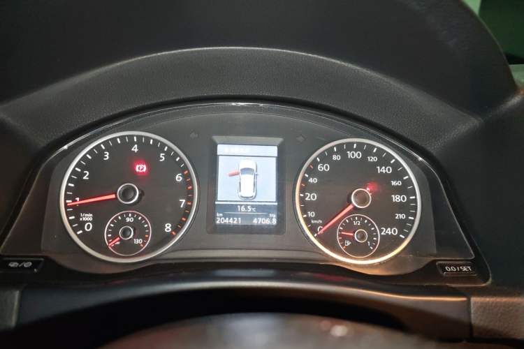 Used Volkswagen Tiguan 2013 1.8TSI Automatic Two-Wheel Drive Luxury Model Instrument Cluster