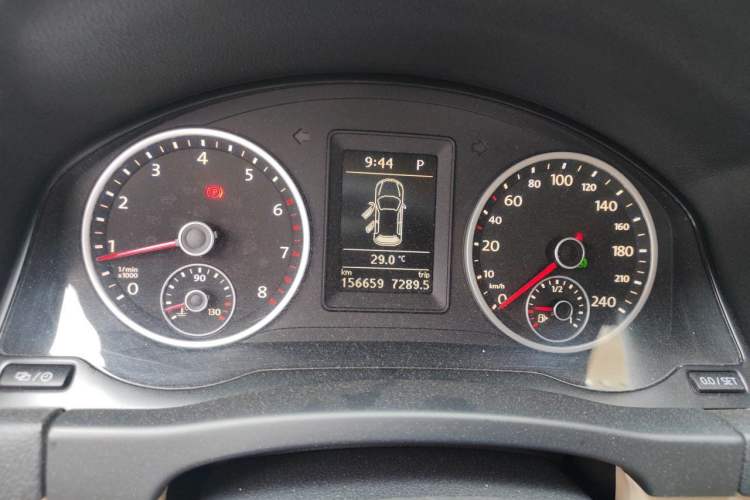 Used Volkswagen Tiguan 2013 1.8TSI Automatic Two-Wheel Drive Trend Edition Instrument Cluster