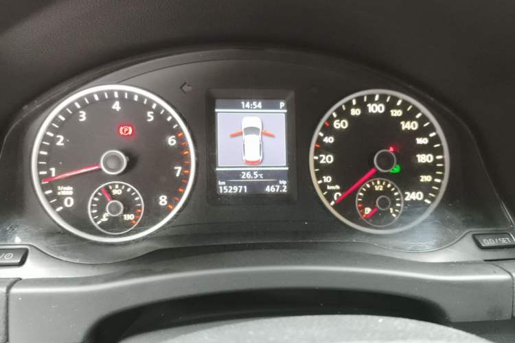 Used Volkswagen Tiguan 2013 1.8TSI Automatic Two-Wheel Drive Luxury Model Instrument Cluster