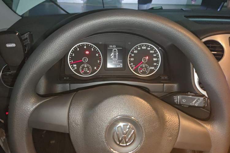 Used Volkswagen Tiguan 2013 1.8TSI Manual Two-Wheel Drive Trend Edition Instrument Cluster
