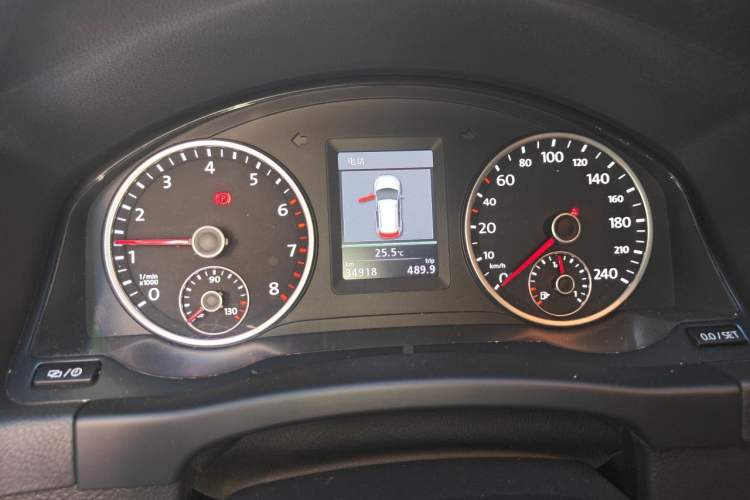Used Volkswagen Tiguan 2013 1.8TSI Automatic Two-Wheel Drive Luxury Model Instrument Cluster