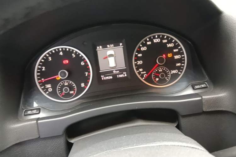 Used Volkswagen Tiguan 2013 2.0 TSI Automatic All-Wheel-Drive Flagship Edition Instrument Cluster