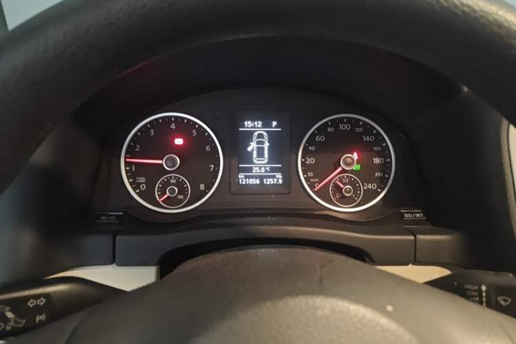 Used Volkswagen Tiguan 2013 1.8TSI Automatic Two-Wheel Drive Trend Edition Instrument Cluster