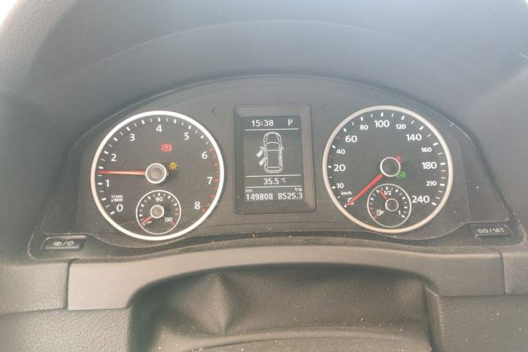 Used Volkswagen Tiguan 2013 1.8TSI Automatic Two-Wheel Drive Trend Edition Instrument Cluster