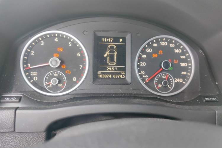 Used Volkswagen Tiguan 2013 1.8TSI Automatic All-Wheel-Drive Comfort Edition Instrument Cluster