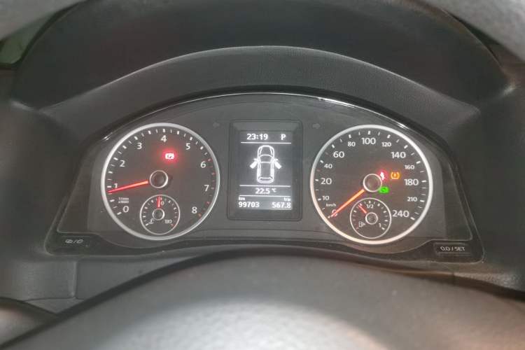 Used Volkswagen Tiguan 2013 1.8TSI Automatic Two-Wheel Drive Trend Edition Instrument Cluster