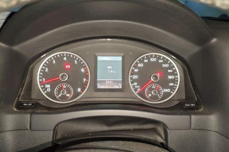 Used Volkswagen Tiguan 2013 1.8TSI Automatic Two-Wheel Drive Luxury Model Instrument Cluster