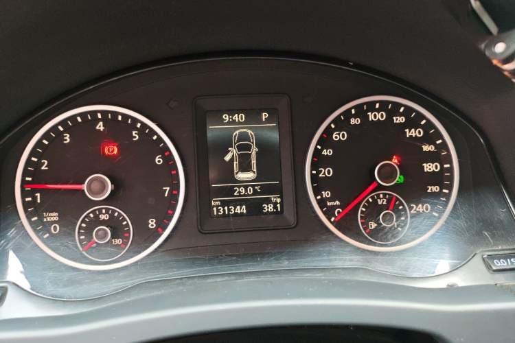 Used Volkswagen Tiguan 2013 1.8TSI Automatic Two-Wheel Drive Trend Edition Instrument Cluster