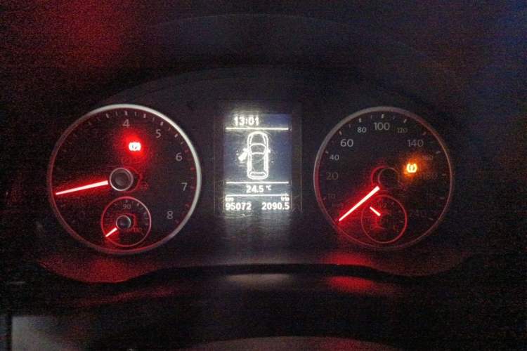 Used Volkswagen Tiguan 2013 1.8TSI Manual Two-Wheel Drive Trend Edition Instrument Cluster
