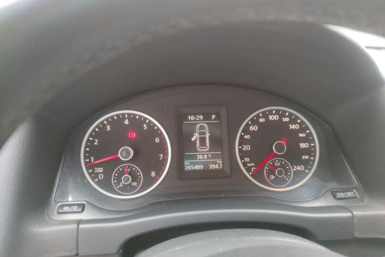 Used Volkswagen Tiguan 2013 1.8 TSI Automatic Two-Wheel Drive Comfort Edition Instrument Cluster