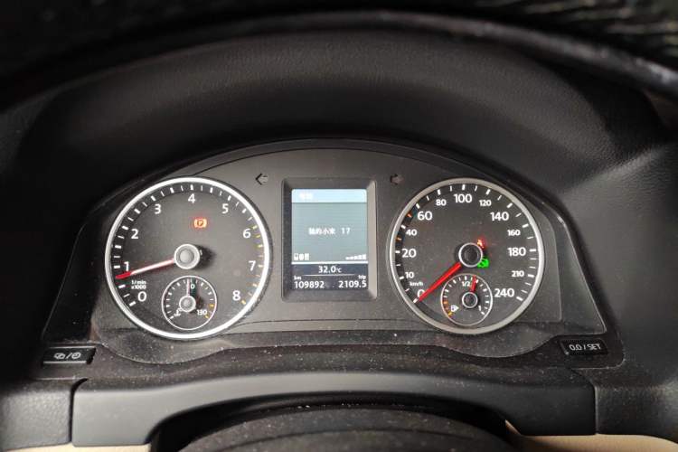 Used Volkswagen Tiguan 2013 1.8TSI Automatic Two-Wheel Drive Luxury Model Instrument Cluster