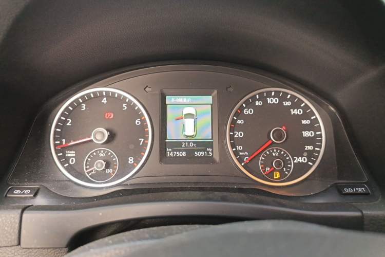 Used Volkswagen Tiguan 2013 1.8TSI Automatic Two-Wheel Drive Luxury Model Instrument Cluster