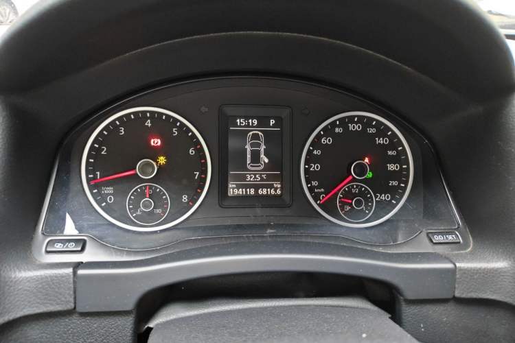 Used Volkswagen Tiguan 2013 1.8TSI Automatic Two-Wheel Drive Trend Edition Instrument Cluster