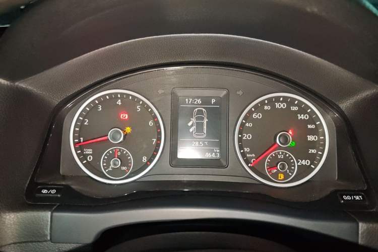 Used Volkswagen Tiguan 2013 1.8TSI Automatic All-Wheel-Drive Comfort Edition Instrument Cluster