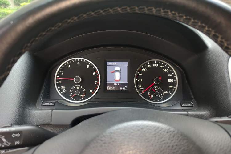 Used Volkswagen Tiguan 2013 1.8TSI Automatic Two-Wheel Drive Luxury Model Instrument Cluster