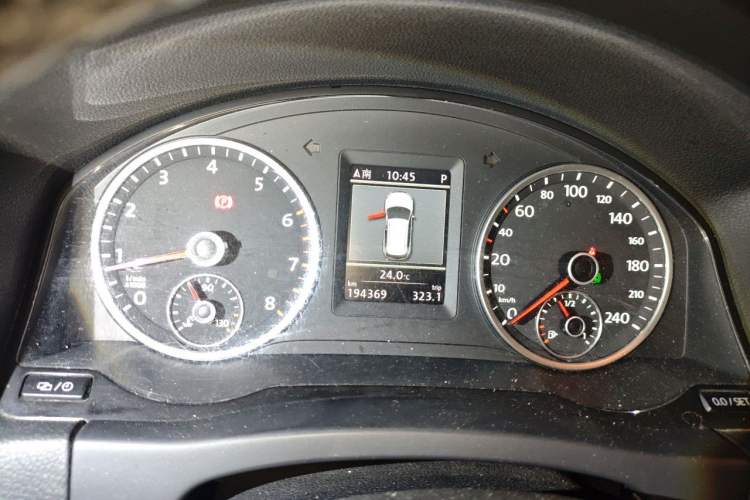 Used Volkswagen Tiguan 2013 1.8TSI Automatic Two-Wheel Drive Luxury Model Instrument Cluster