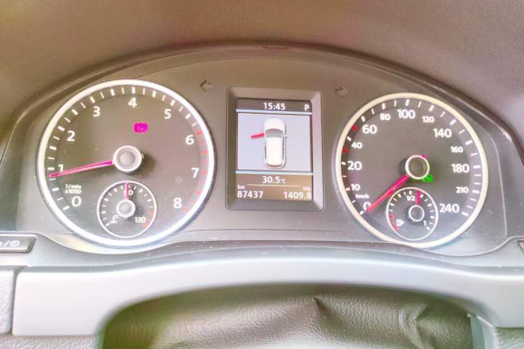 Used Volkswagen Tiguan 2013 1.8TSI Automatic Two-Wheel Drive Luxury Model Instrument Cluster