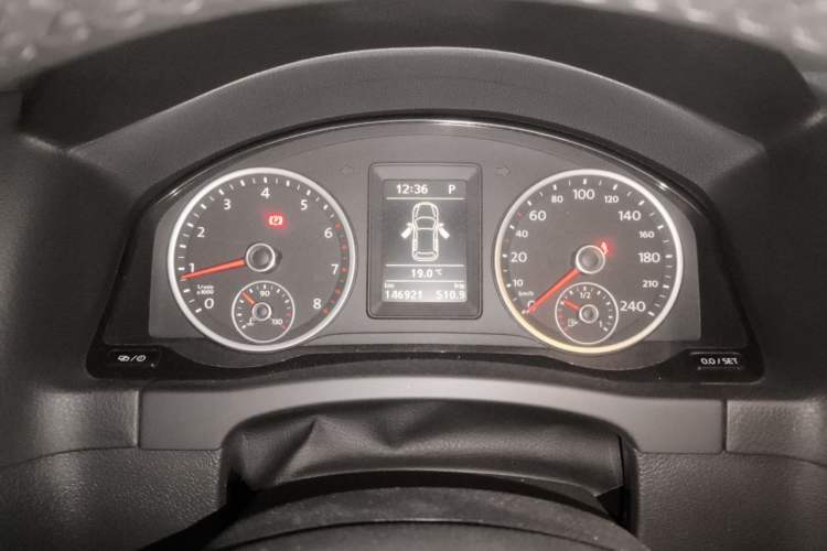 Used Volkswagen Tiguan 2013 1.8 TSI Automatic Two-Wheel Drive Comfort Edition Instrument Cluster