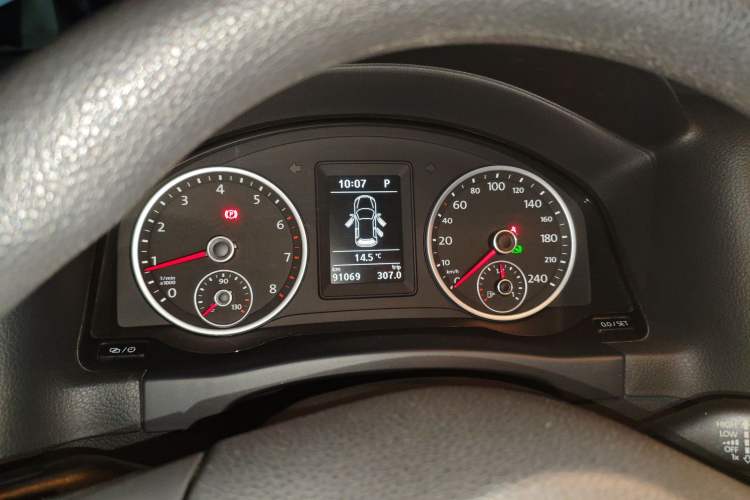 Used Volkswagen Tiguan 2013 1.8TSI Automatic Two-Wheel Drive Trend Edition Instrument Cluster