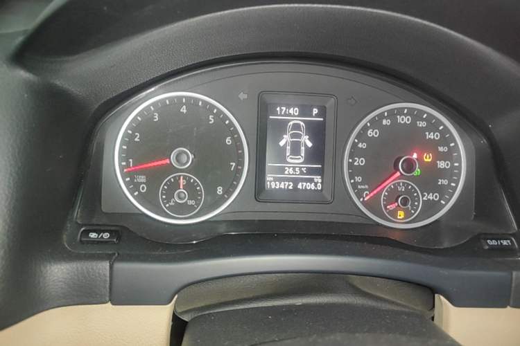 Used Volkswagen Tiguan 2013 1.8TSI Automatic Two-Wheel Drive Trend Edition Instrument Cluster