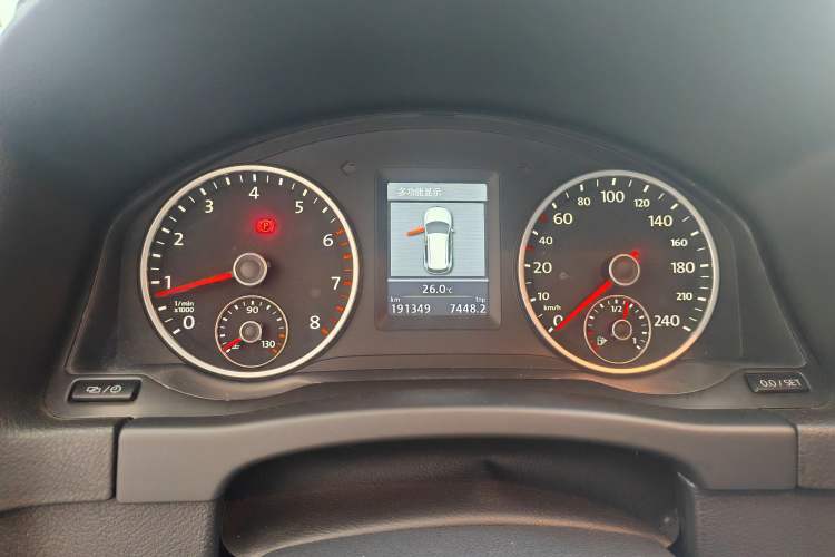 Used Volkswagen Tiguan 2013 1.8TSI Automatic Two-Wheel Drive Luxury Model Instrument Cluster