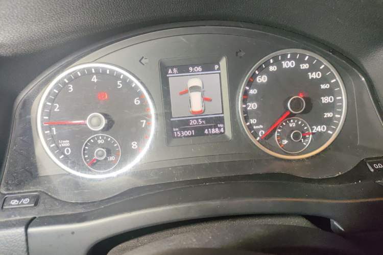 Used Volkswagen Tiguan 2013 1.8TSI Automatic Two-Wheel Drive Luxury Model Instrument Cluster