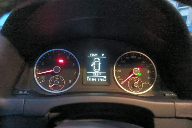 Used Volkswagen Tiguan 2013 1.8 TSI Automatic Two-Wheel Drive Comfort Edition Instrument Cluster