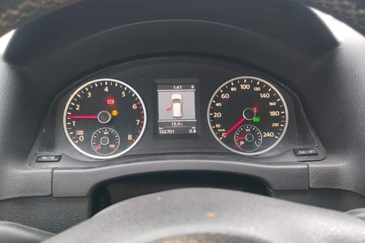 Used Volkswagen Tiguan 2013 1.8 TSI Automatic All-Wheel Drive Luxury Model Instrument Cluster