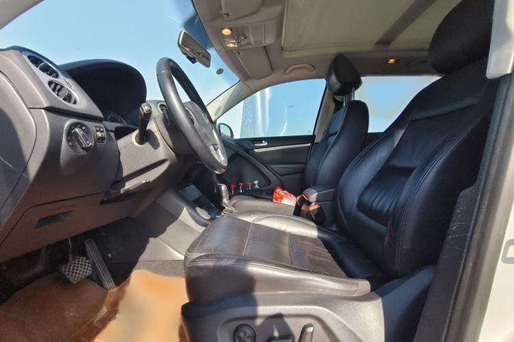 Used Volkswagen Tiguan 2013 1.8TSI Automatic Two-Wheel Drive Luxury Model Interior 1