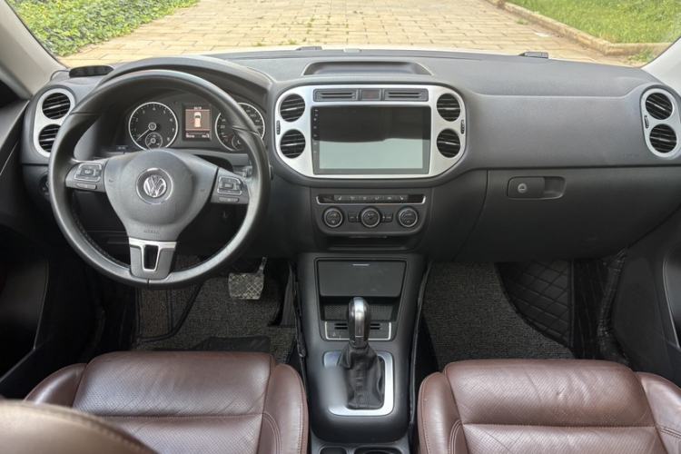 Used Volkswagen Tiguan 2013 1.8TSI Automatic Two-Wheel Drive Luxury Model Interior 4