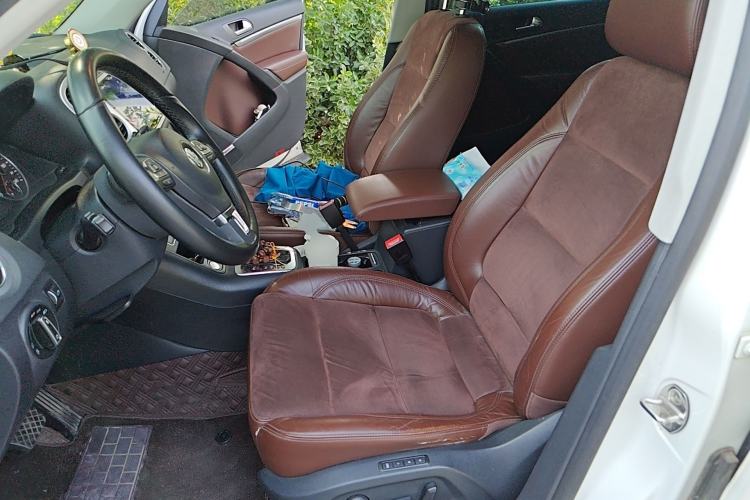 Used Volkswagen Tiguan 2013 2.0 TSI Automatic All-Wheel-Drive Flagship Edition Left Front Seat