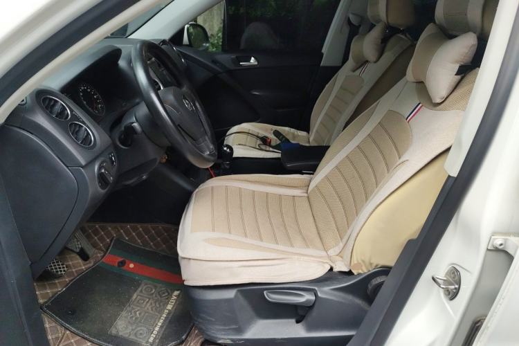 Used Volkswagen Tiguan 2013 1.8TSI Manual Two-Wheel Drive Trend Edition Left Front Seat