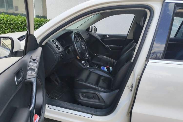 Used Volkswagen Tiguan 2013 1.8TSI Automatic Two-Wheel Drive Luxury Model Left Front Seat