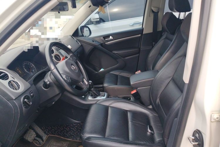 Used Volkswagen Tiguan 2013 1.8 TSI Automatic All-Wheel Drive Luxury Model Left Front Seat