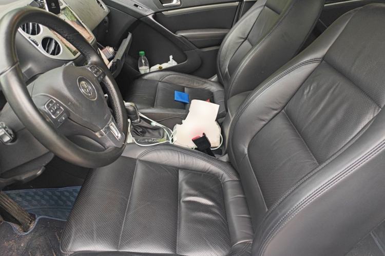 Used Volkswagen Tiguan 2013 1.8 TSI Automatic All-Wheel Drive Luxury Model Left Front Seat