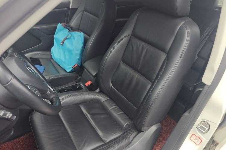 Used Volkswagen Tiguan 2013 1.8 TSI Automatic Two-Wheel Drive Comfort Edition Left Front Seat