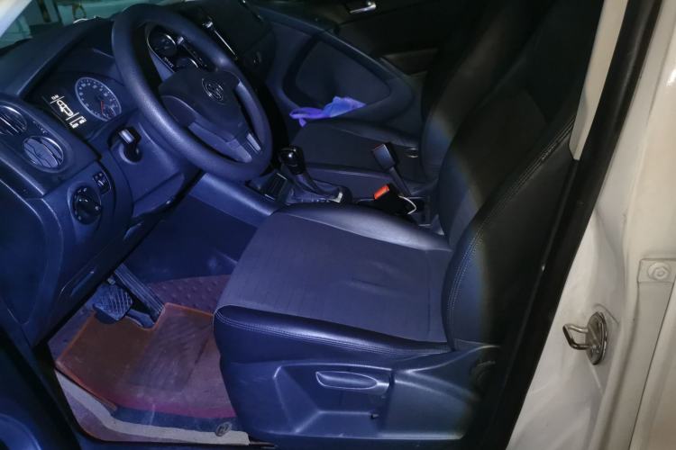 Used Volkswagen Tiguan 2013 1.8TSI Automatic Two-Wheel Drive Trend Edition Left Front Seat
