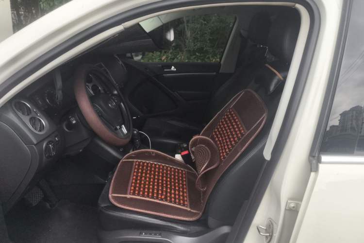 Used Volkswagen Tiguan 2013 2.0 TSI Automatic All-Wheel-Drive Flagship Edition Left Front Seat