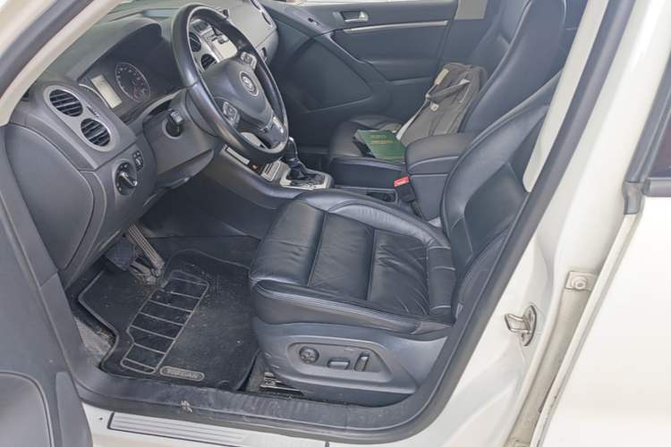 Used Volkswagen Tiguan 2013 1.8 TSI Automatic Two-Wheel Drive Comfort Edition Left Front Seat