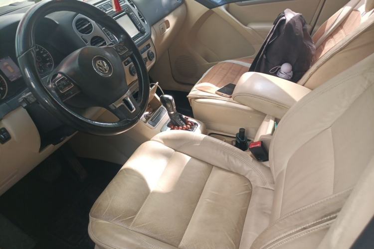 Used Volkswagen Tiguan 2013 1.8 TSI Automatic All-Wheel Drive Luxury Model Left Front Seat