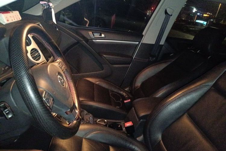 Used Volkswagen Tiguan 2013 1.8TSI Automatic All-Wheel-Drive Comfort Edition Left Front Seat