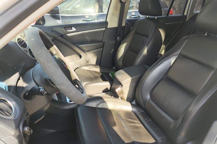 Used Volkswagen Tiguan 2013 1.8TSI Automatic Two-Wheel Drive Luxury Model Left Front Seat
