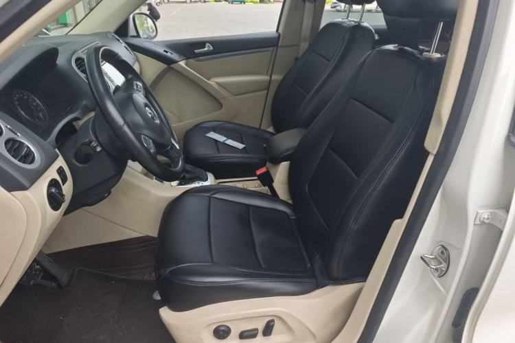 Used Volkswagen Tiguan 2013 1.8 TSI Automatic All-Wheel Drive Luxury Model Left Front Seat