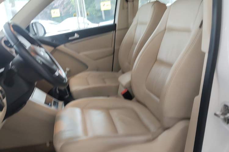 Used Volkswagen Tiguan 2013 1.8 TSI Automatic Two-Wheel Drive Comfort Edition Left Front Seat