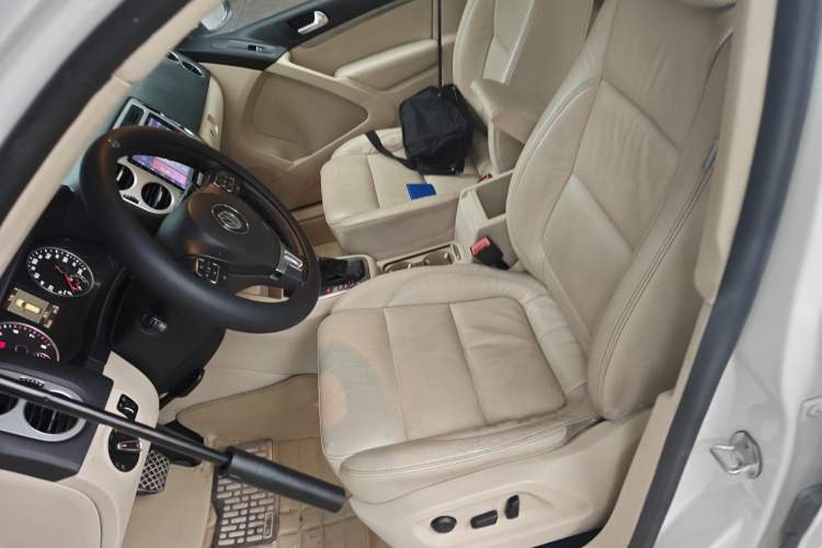 Used Volkswagen Tiguan 2013 1.8TSI Automatic Two-Wheel Drive Luxury Model Left Front Seat