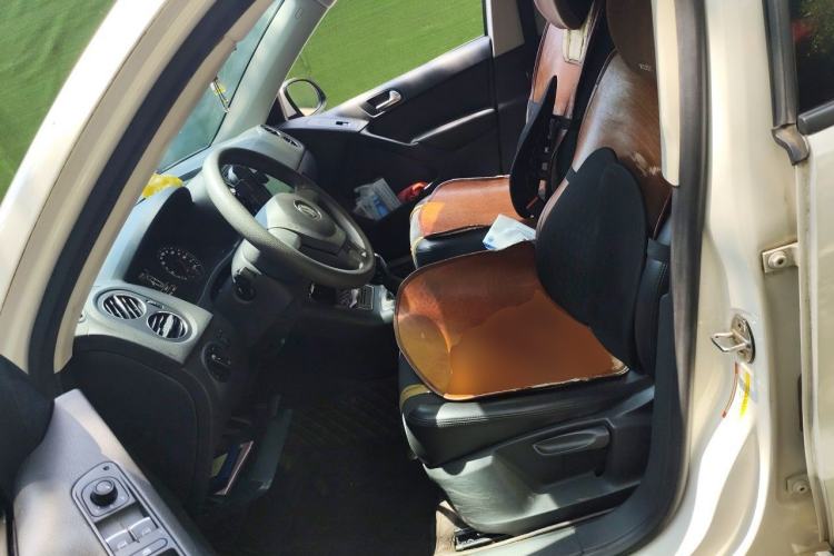 Used Volkswagen Tiguan 2013 1.8TSI Automatic Two-Wheel Drive Trend Edition Left Front Seat