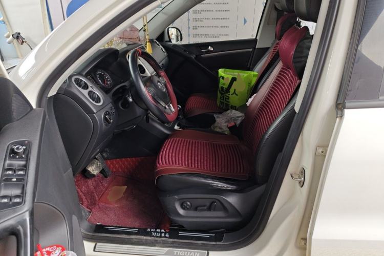 Used Volkswagen Tiguan 2013 1.8TSI Automatic All-Wheel-Drive Comfort Edition Left Front Seat