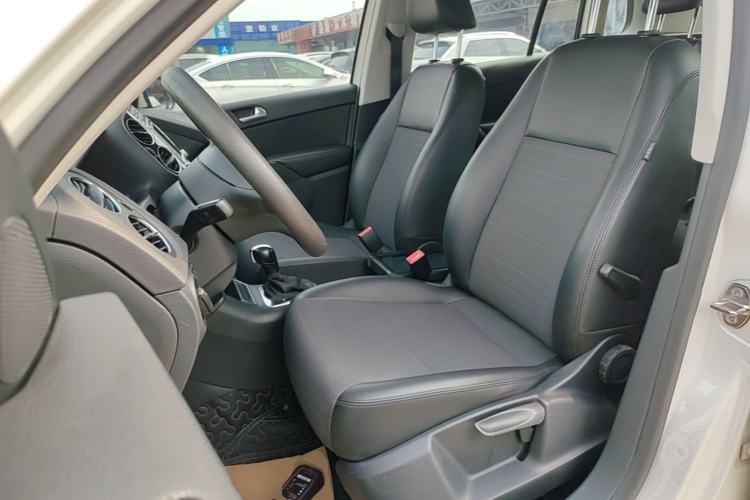 Used Volkswagen Tiguan 2013 1.8TSI Automatic Two-Wheel Drive Trend Edition Left Front Seat